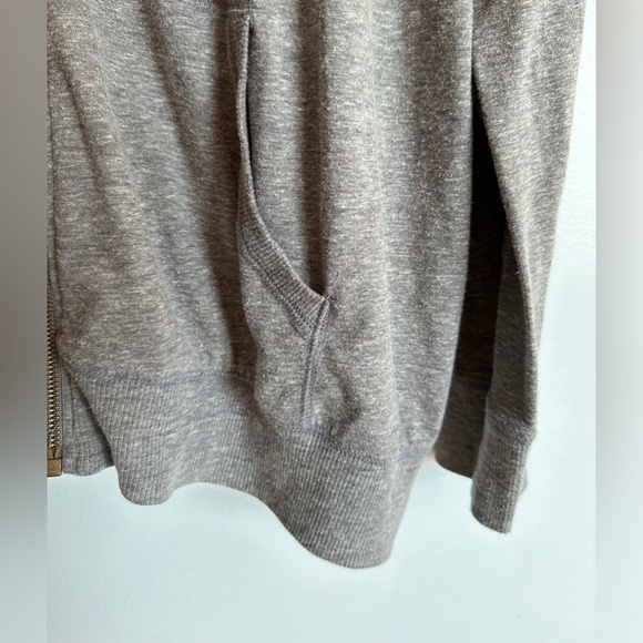 SOLD- Torrid Womens  Zip Up Hoodie Size 4 Plus Size Solid Grey Design Hood Full - Picture 3 of 6